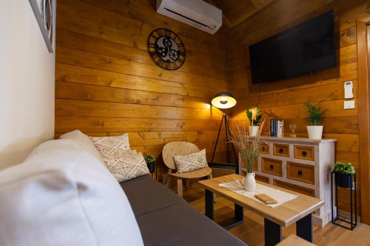 Chalet Kuca Za Odmor Avantura Vukovo Brdo